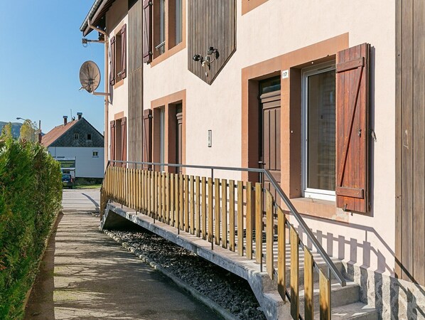 Exterior detail