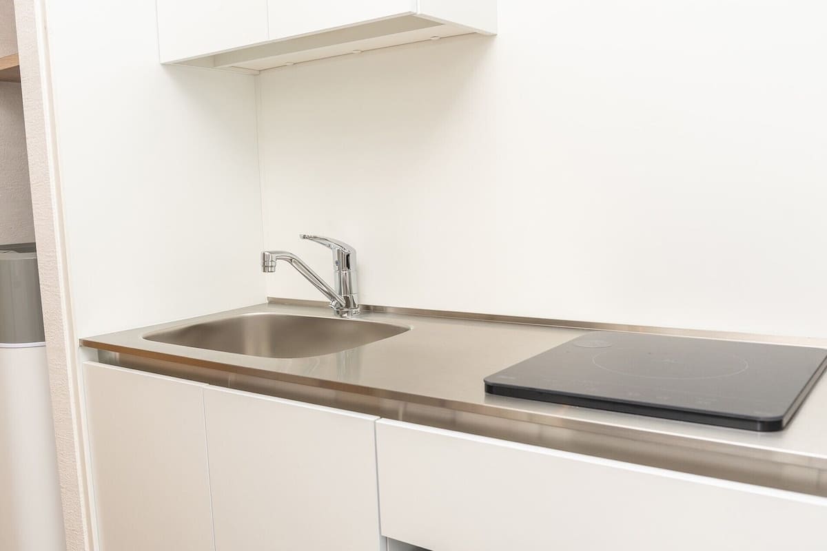 double room, non smoking (with washing machine and kitchen) | 1 bedroom, blackout curtains, free wifi, bed sheets