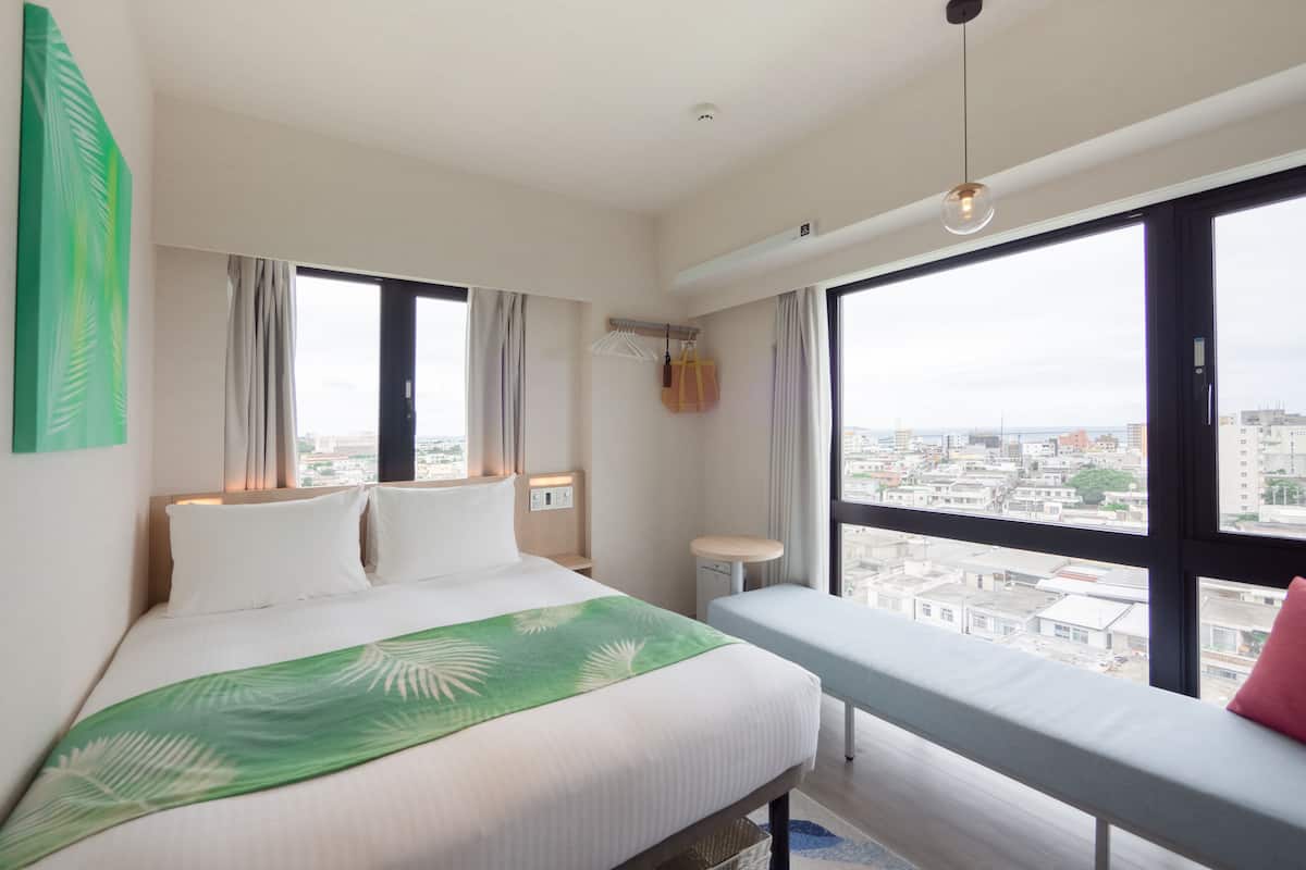 deluxe double room, non smoking (with washing machine) | 1 bedroom, blackout curtains, free wifi, bed sheets