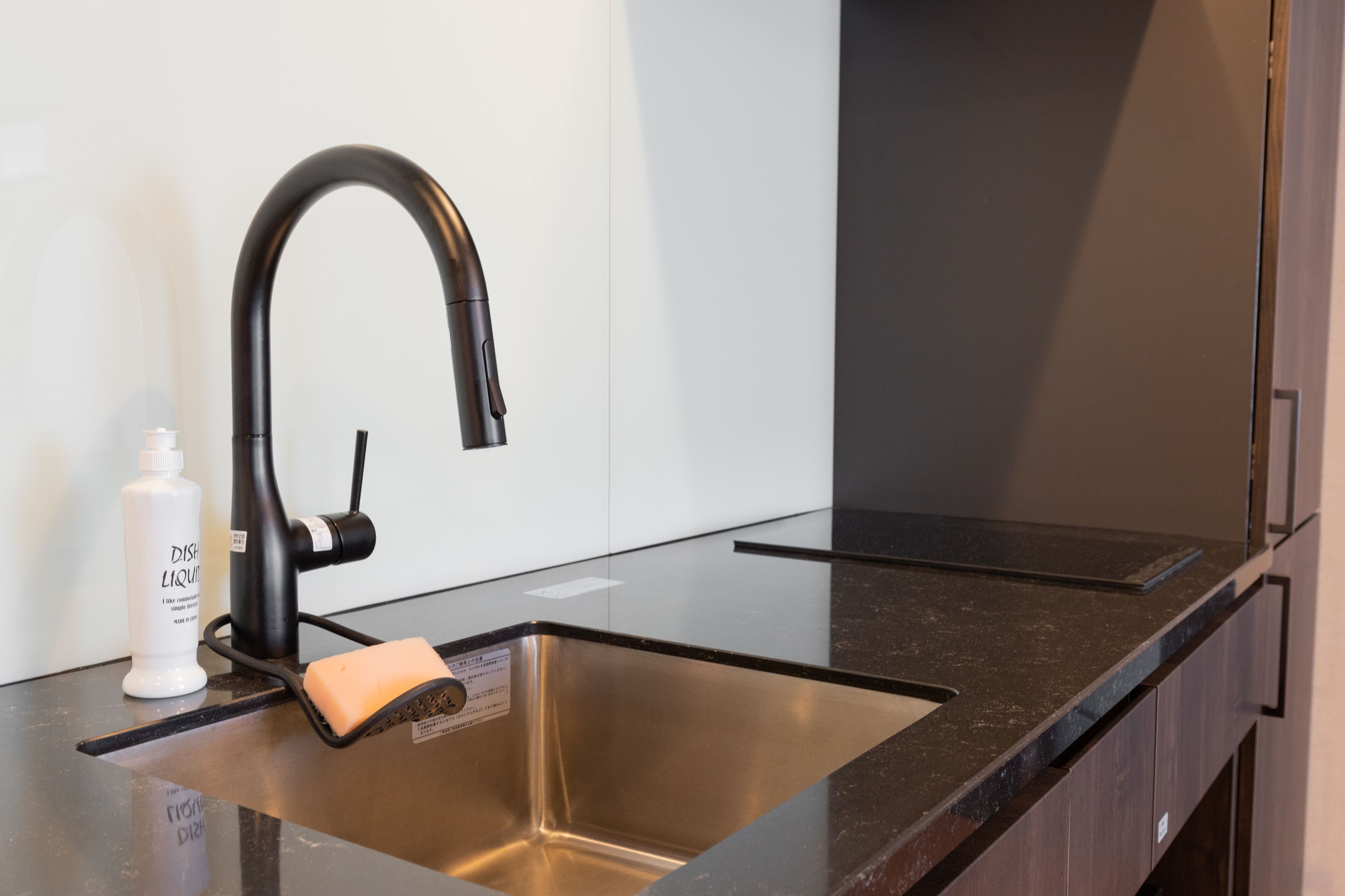 executive e non-smoking | private kitchen | fridge, microwave, electric kettle, freezer