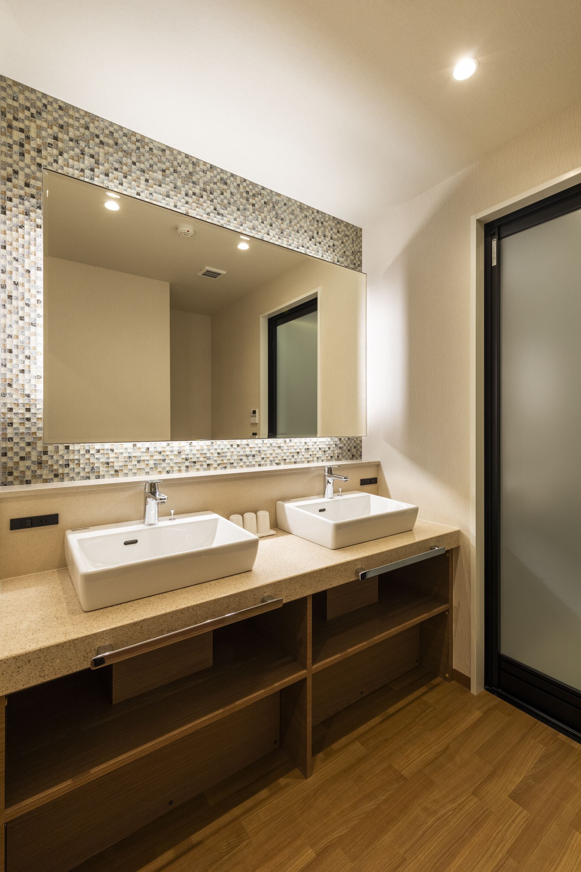 free toiletries, hair dryer, slippers, bidet