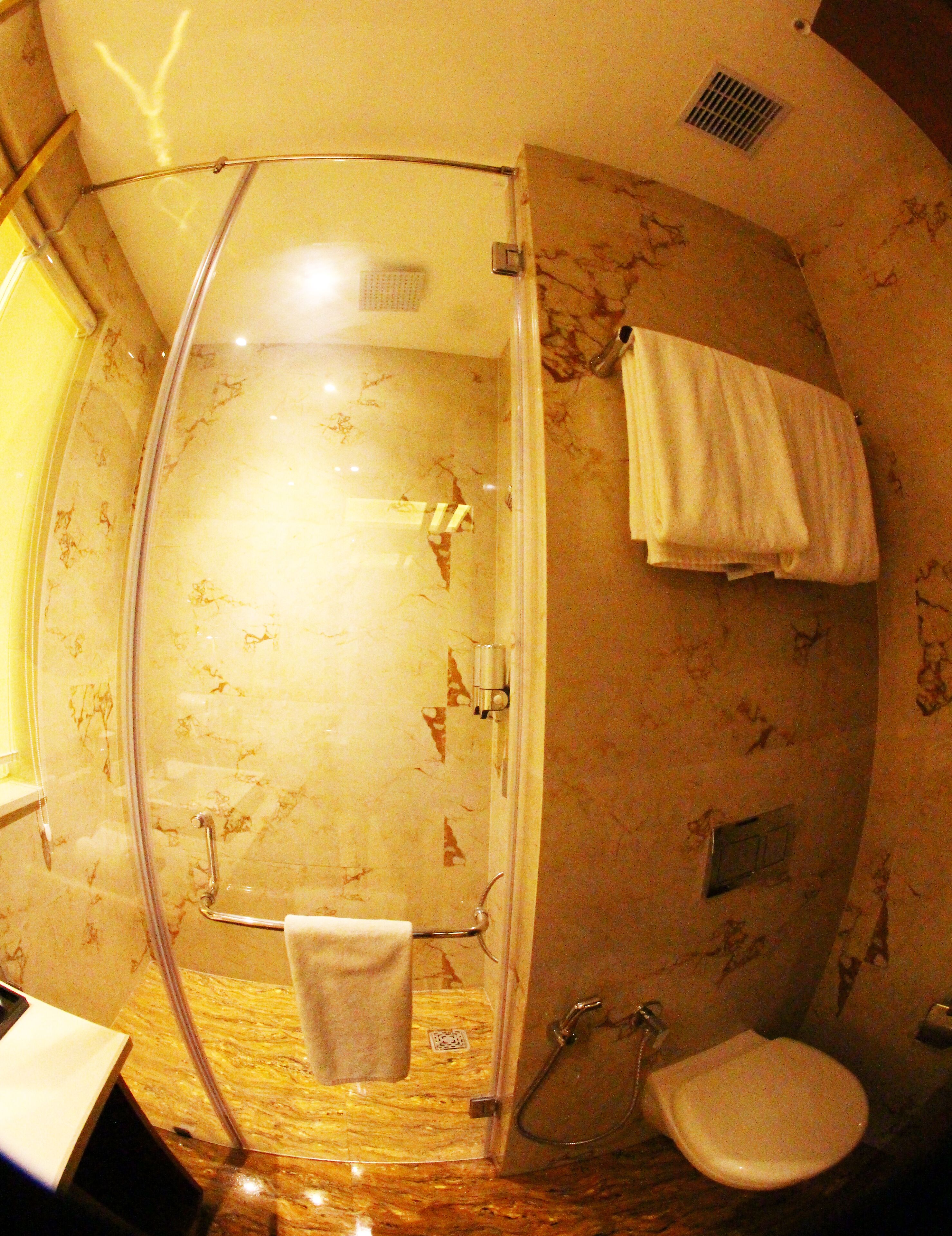 premium double room | bathroom | shower, free toiletries, hair dryer, bathrobes