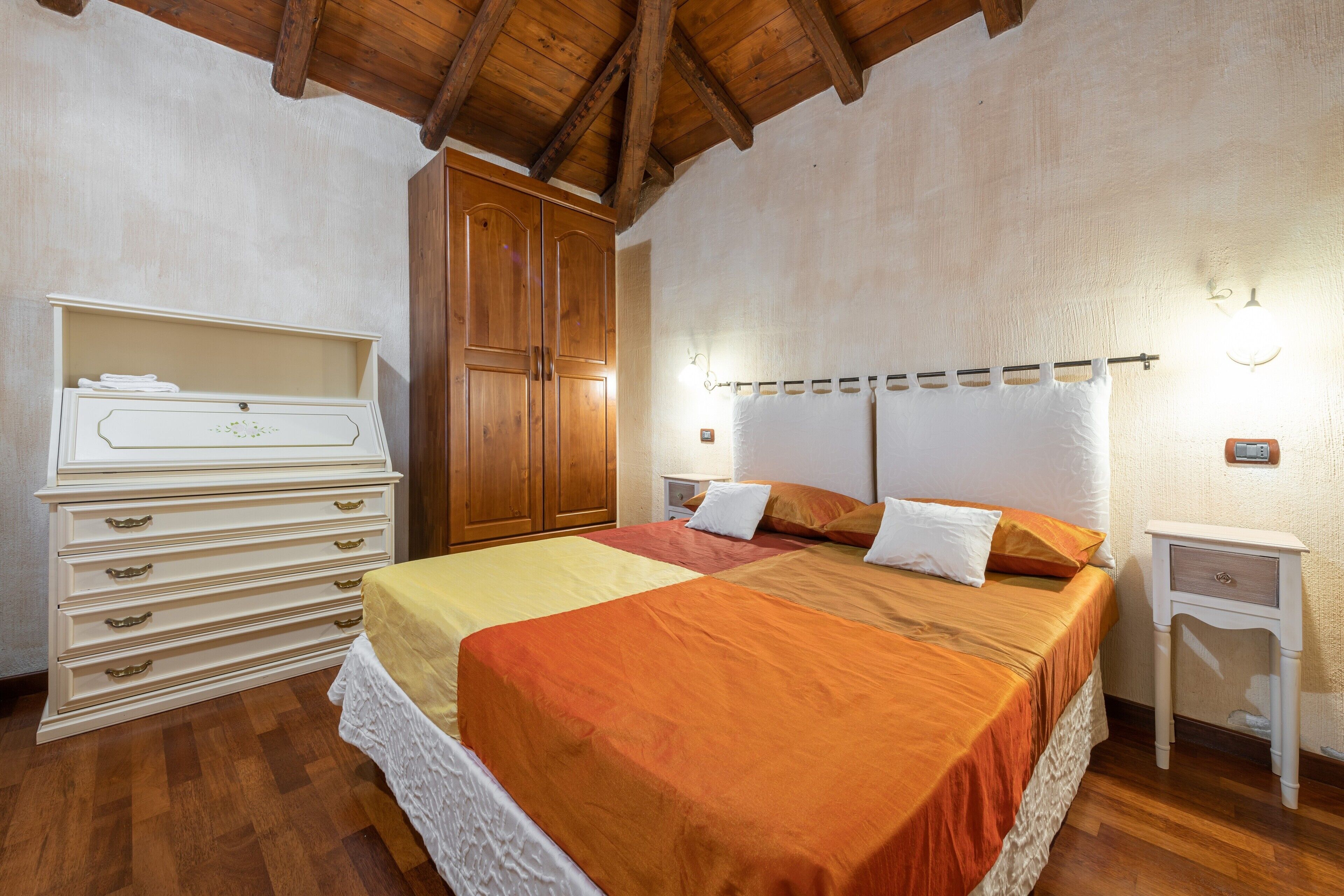 3 多间卧室、熨斗/熨衣板、免费 WiFi、床单