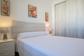 2 camere, ferro/asse da stiro, Wi-Fi gratuito, lenzuola