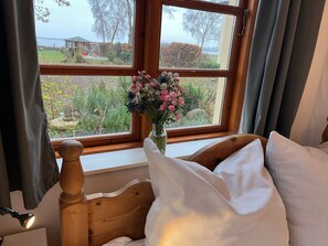 3 Schlafzimmer, Reisekinderbett