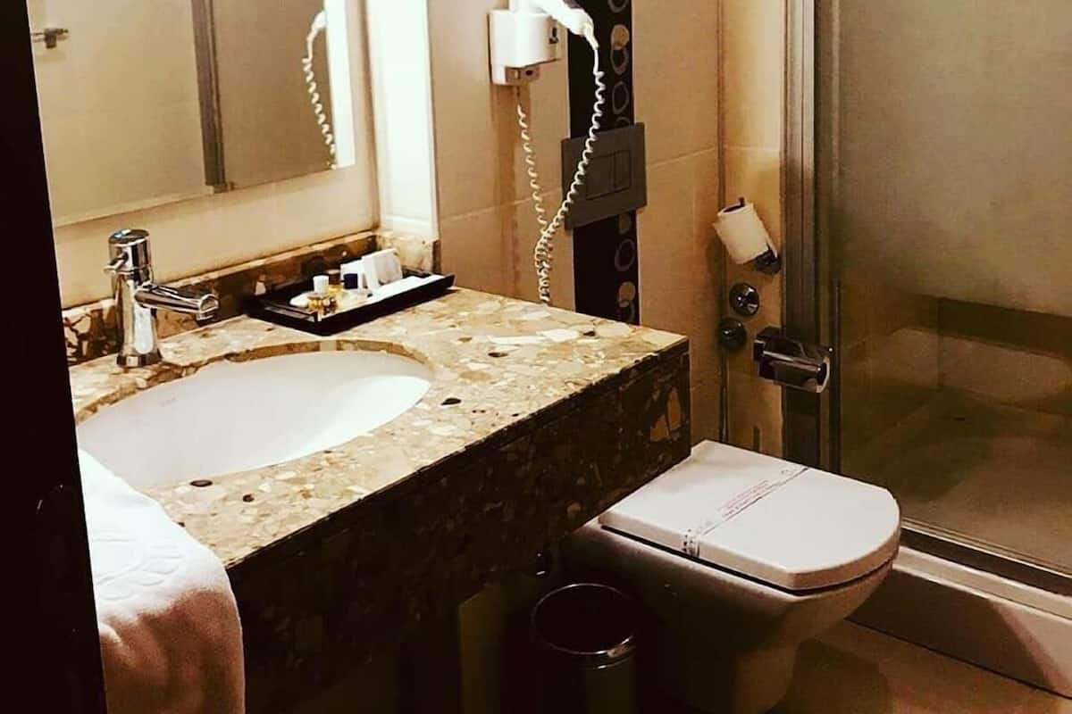In-room safe, desk, blackout drapes, soundproofing