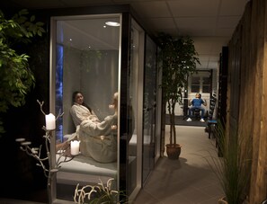 Bồn tắm spa trong nhà