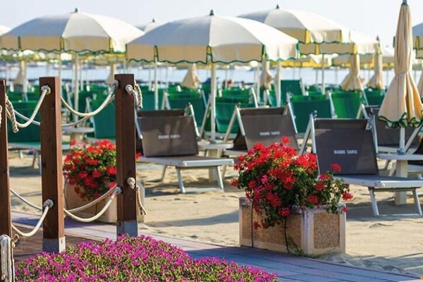 Private beach nearby, sun loungers, beach umbrellas, beach massages