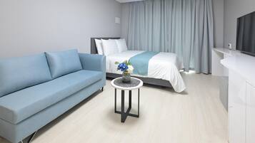 Kamar Double Standar (B) | 2 kamar tidur, Wi-Fi gratis, dan seprai linen