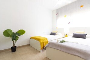 4 bedrooms, iron/ironing board, travel cot, free WiFi
