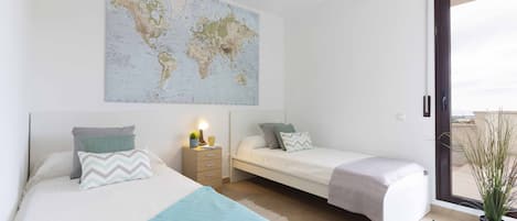 4 chambres, fer et planche à repasser, lit parapluie, Wi-Fi gratuit
