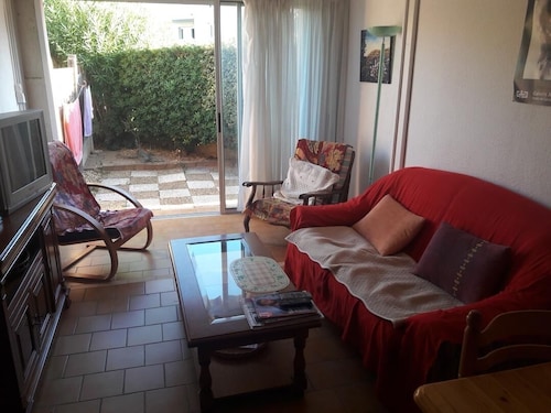 ground-floor apartment with garden