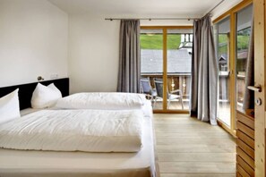 Apartment | 3 bedrooms, free WiFi, bed sheets - Top Location Gerlos! - Lovely Apartment - 6P (Gerlos)