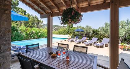 Villa à Caunes-Minervois avec piscine privée