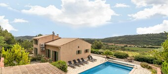 Encantadora villa francesa con piscina