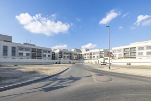Vista frontal de la propiedad