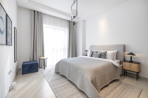 DHH - 2 Beds in A Great Location in Umm Al Sheif | 2 dormitorios, decoración individual, mobiliario individual