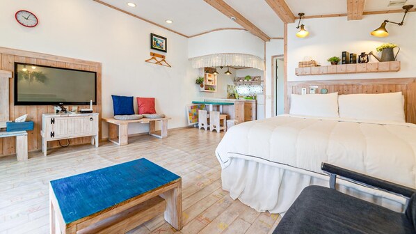 Basic Room, 1 Bedroom (BenjaminGreen)