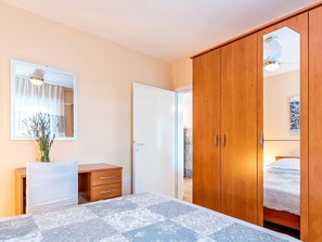 2 室のベッドルーム、インターネット、ベッドシーツ