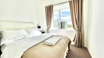 3 Schlafzimmer, Bügeleisen/Bügelbrett, WLAN, Bettwäsche