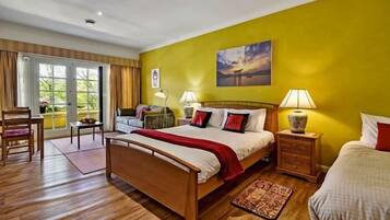 7 bedrooms, iron/ironing board, free WiFi, bed sheets
