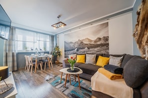 Apartamento | Sala de estar | TV de tela plana