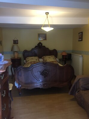 3 bedrooms