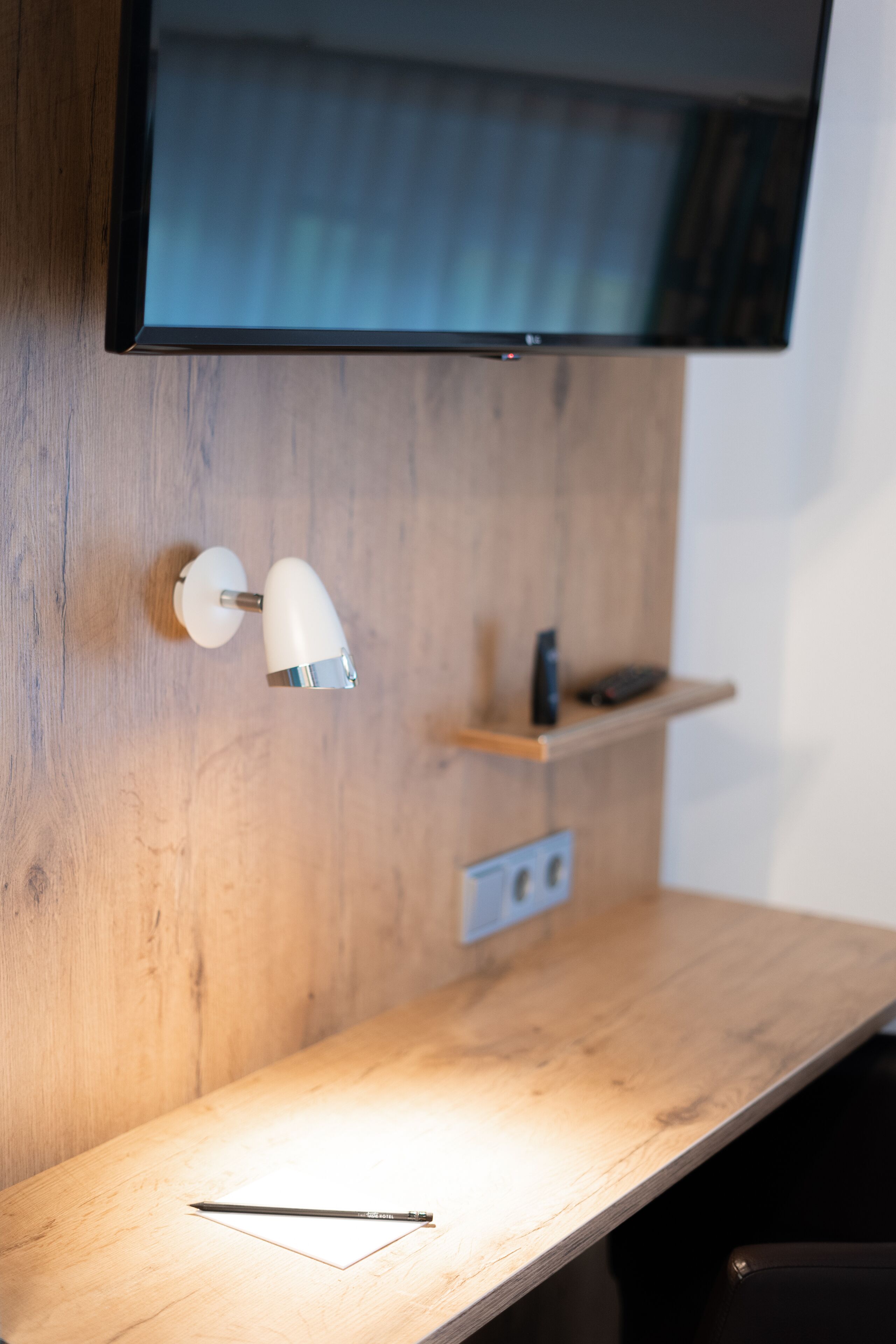 Standard Triple Room | Desk, free WiFi, bed sheets