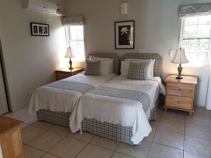 Villa | 3 bedrooms, iron/ironing board, free WiFi, bed sheets