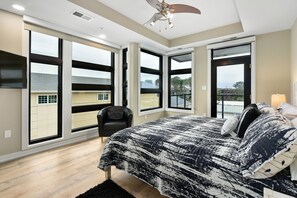4 bedrooms, iron/ironing board, internet - Beautiful home with exquisite, state-of-the-art features and stunning decor (Ocean City)