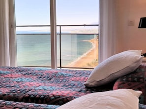 1 chambre, fer et planche Ă repasser, Wi-Fi gratuit, draps fournis