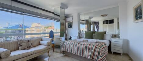 3 chambres, fer et planche Ă repasser, accĂšs au Wi-Fi (inclus)