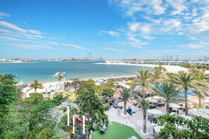 Exterior - LUX Holiday Home - Al Nabat 1 (Dubai)