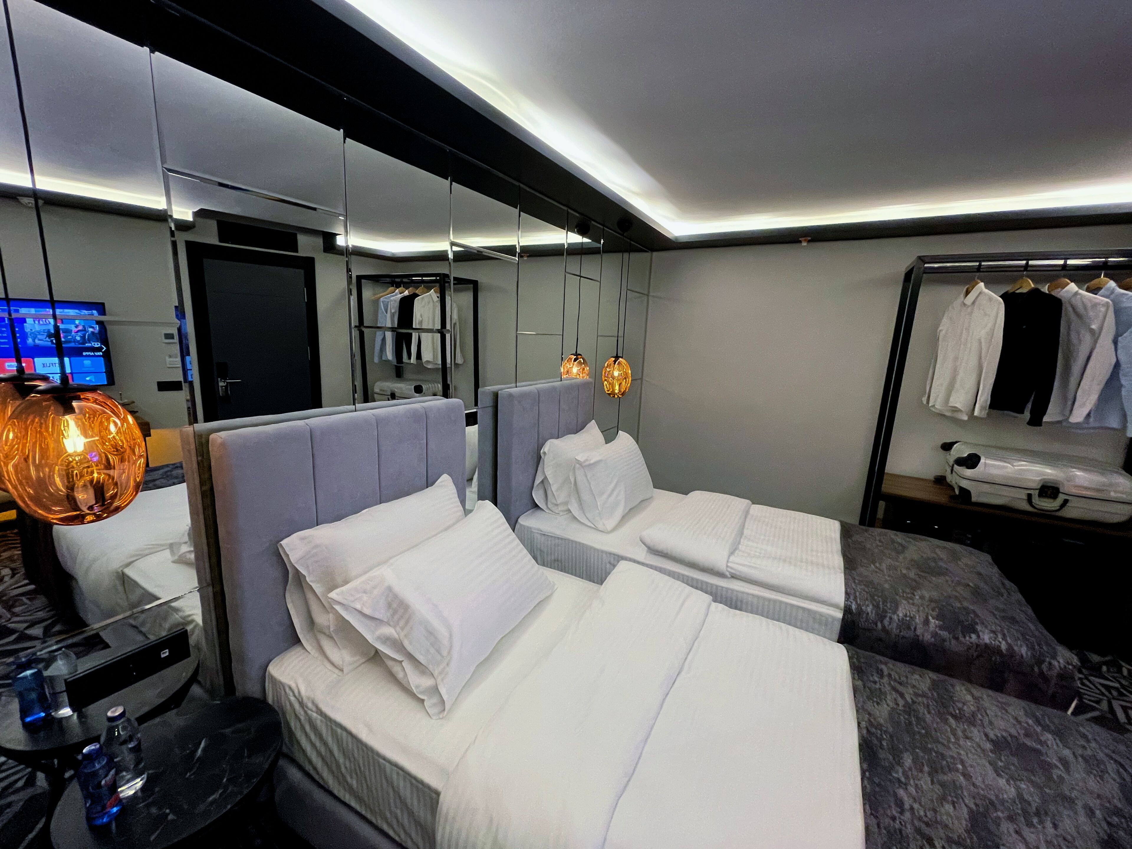 premium bedding, minibar, in-room safe, desk