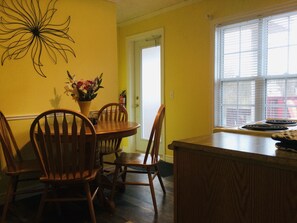 Dining - Highland  Sunrise Suite  Private Hot Tub Cabot Trail ,Pleasant Bay,N.S. (Pleasant Bay)