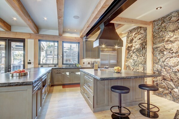 Ferienhaus, 4 Schlafzimmer | Eigene Küche | Kühlschrank, Ofen, Wasserkocher mit Kaffee-/Teezubehör