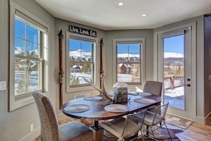 House, 4 Bedrooms | Dining