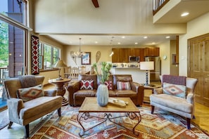 Townhome, 3 Bedrooms | Living area