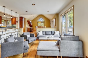Casa, 5 quartos | Área de estar