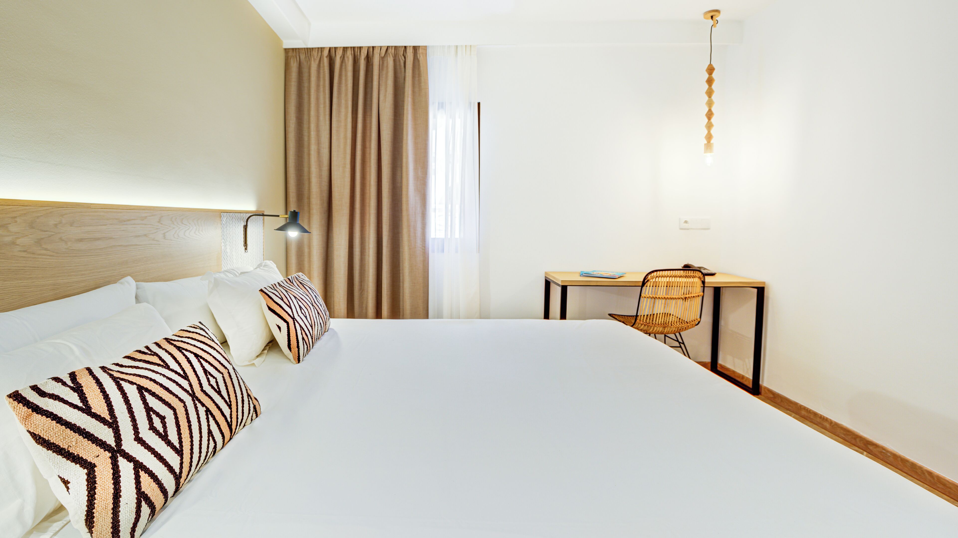 1 bedroom, in-room safe, bed sheets