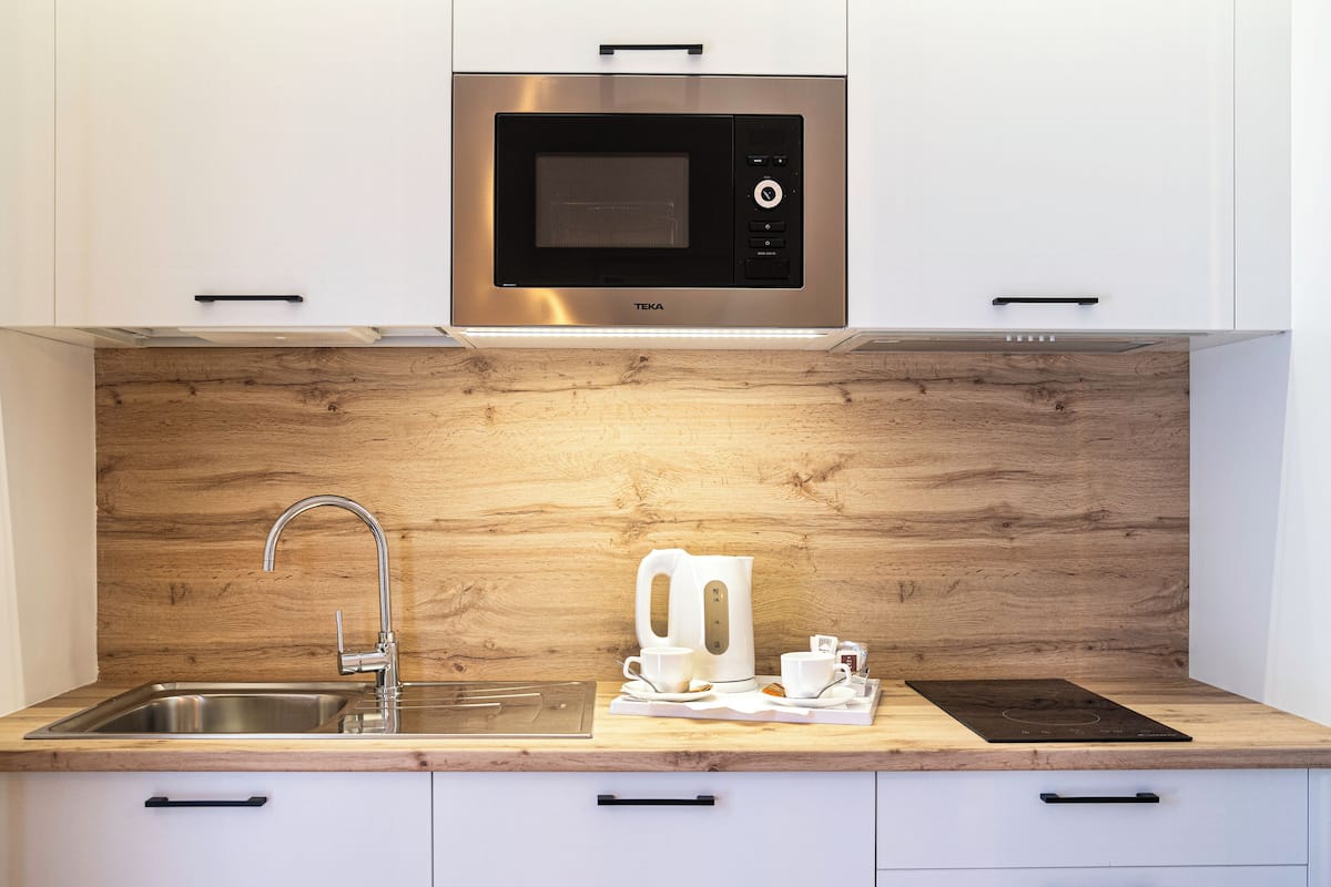 family apartment (2 adults + 2 children) | private kitchen | mini-fridge, microwave, stovetop, toaster