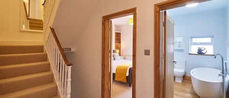 4 chambres, fer et planche Ă repasser, Wi-Fi gratuit, draps fournis