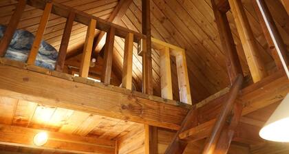 Nonsmoking Tiny log house for 2 people with lo / Kamo-gun Shizuoka