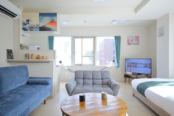 2 bedrooms, desk, iron/ironing board, free WiFi