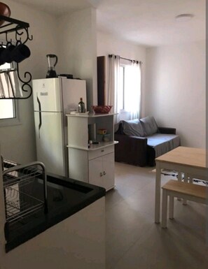 Interior - Apartamento na Praia (São Sebastião)