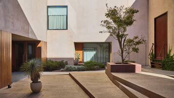 Fachada de la propiedad