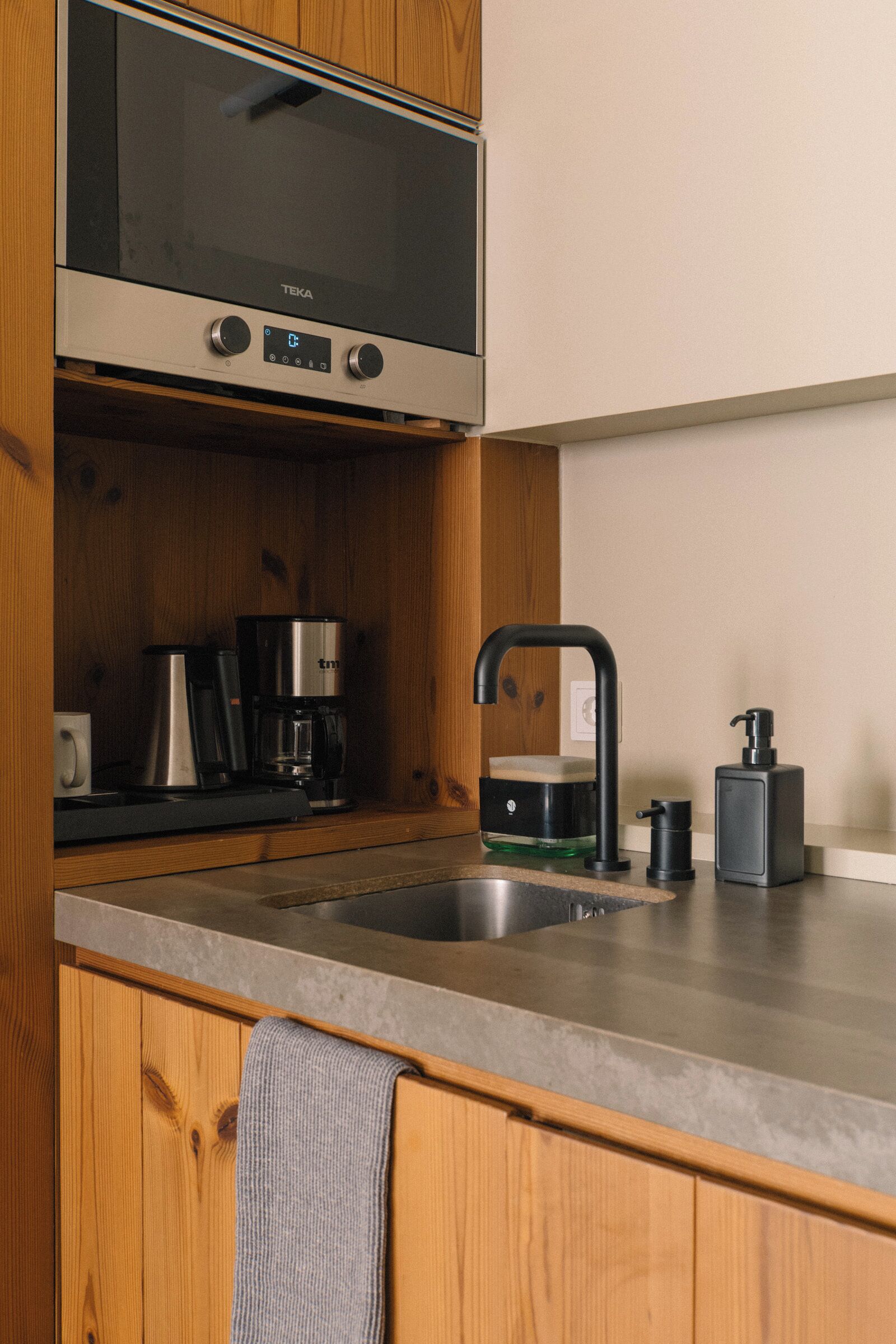 superior studio | private kitchen