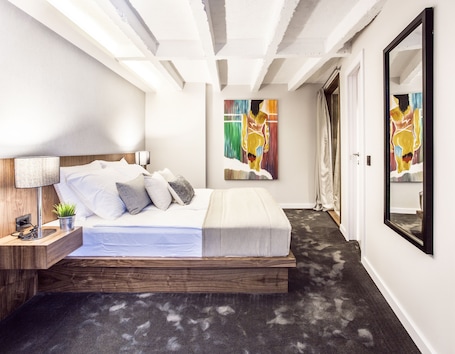 1 ๊ฐ์ ์นจ์ค, ์ด์งํธ์ฐ ๋ฉด ์ํธ, ๊ณ ๊ธ ์นจ๊ตฌ, ๋ฉ๋ชจ๋ฆฌํผ ์นจ๋