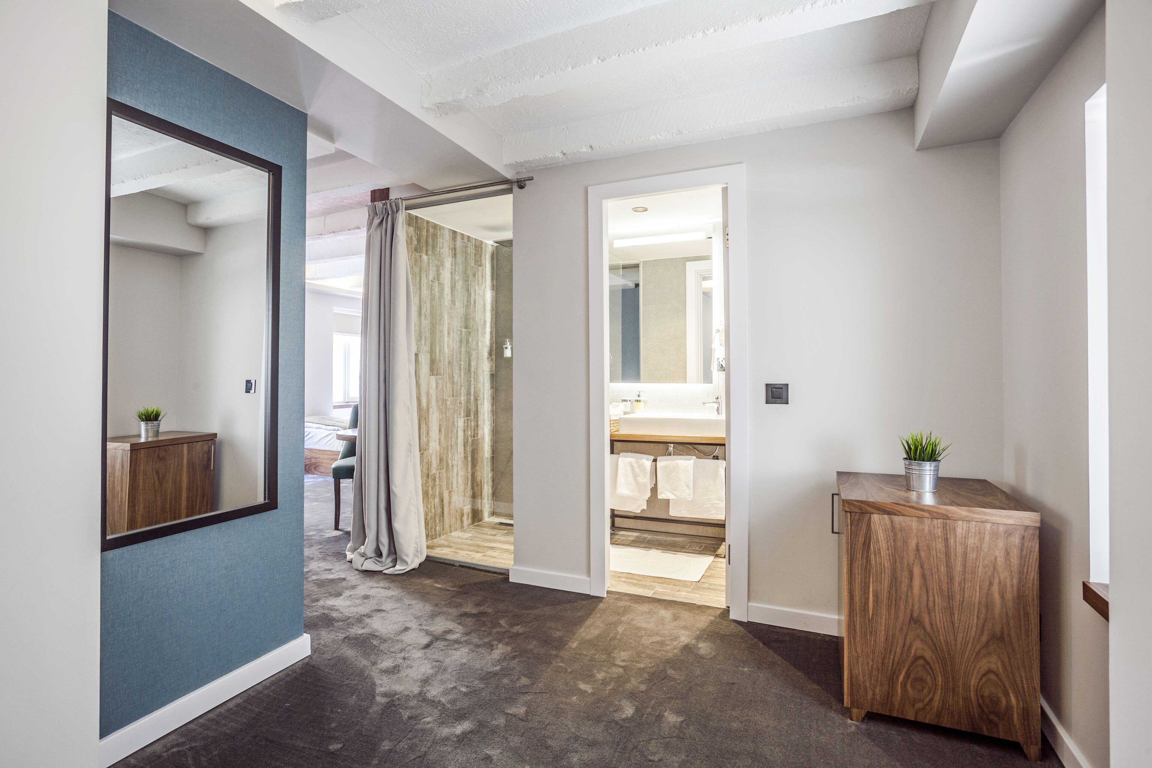 Photo - Nomad Luxury Suites