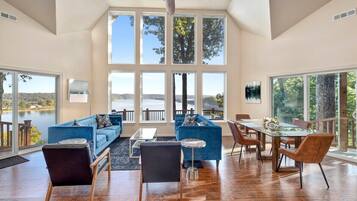 TV, fireplace, offices